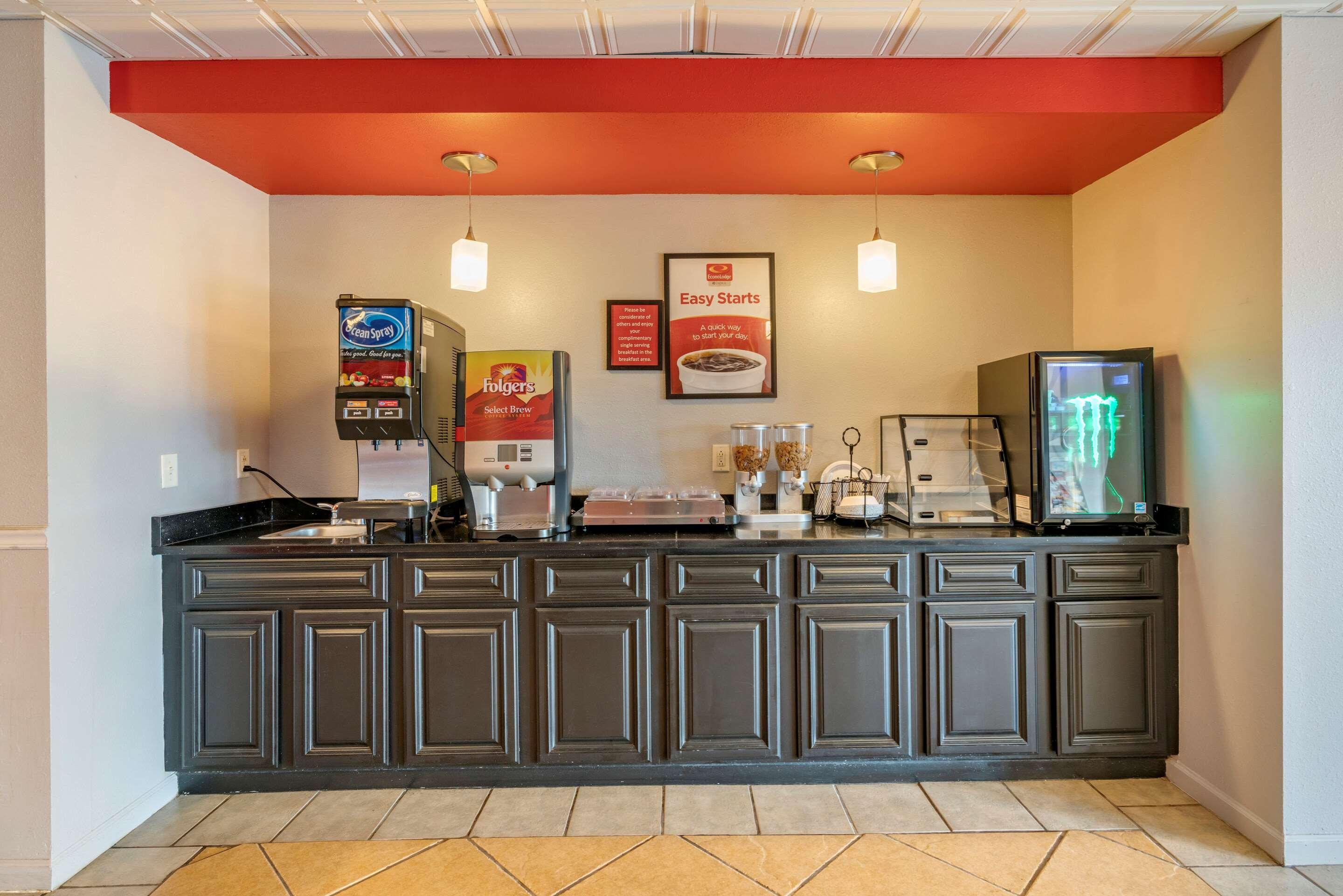Econo Lodge Inn & Suites Granite City Екстер'єр фото