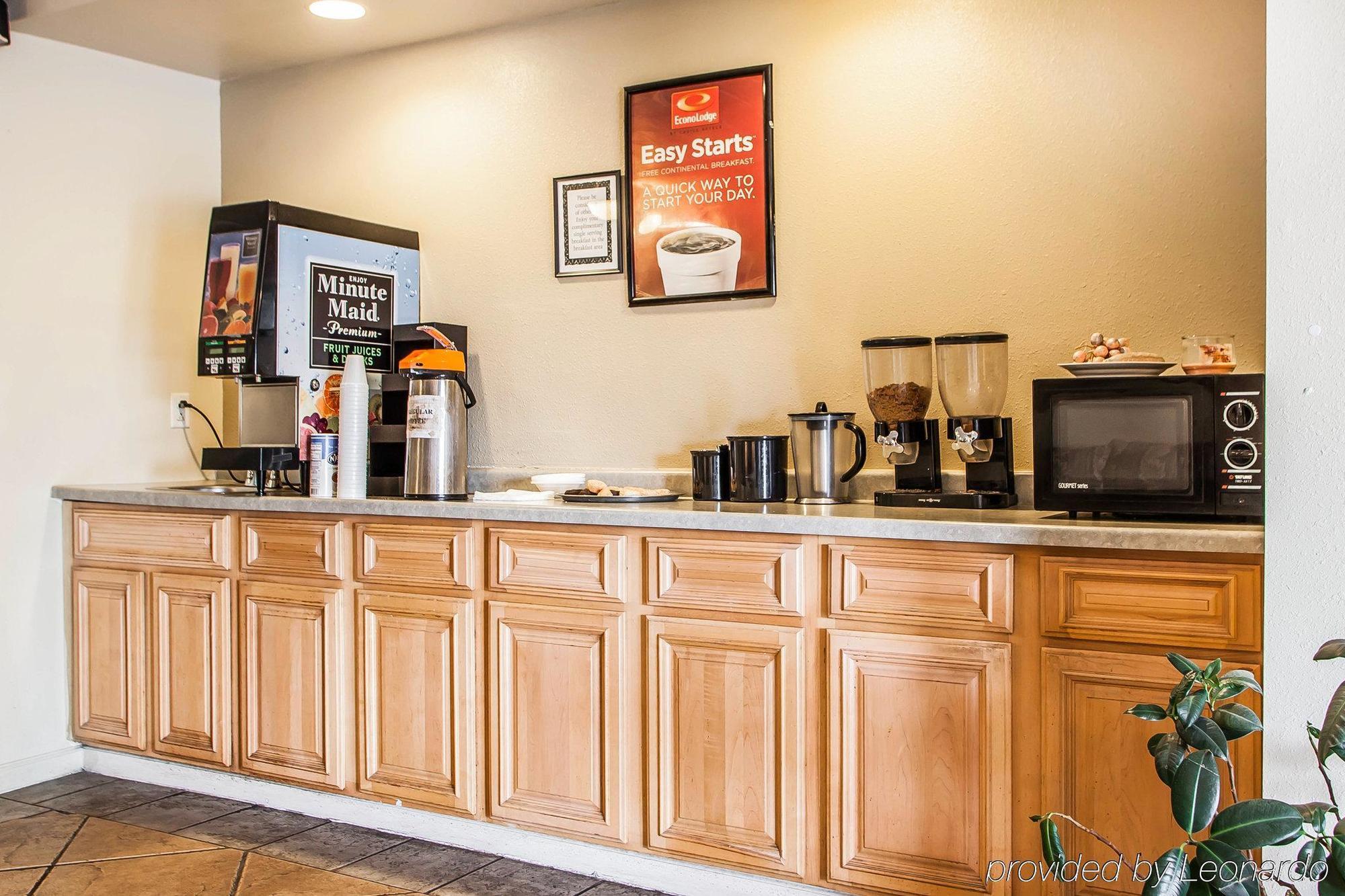 Econo Lodge Inn & Suites Granite City Екстер'єр фото